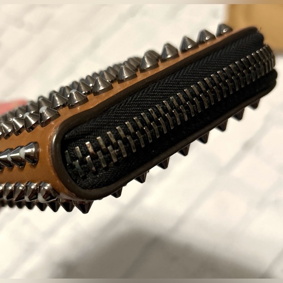 EUC Christian Louboutin Brown Zippy Long Wallet With Box & Dust Bag - Picture 6 of 16